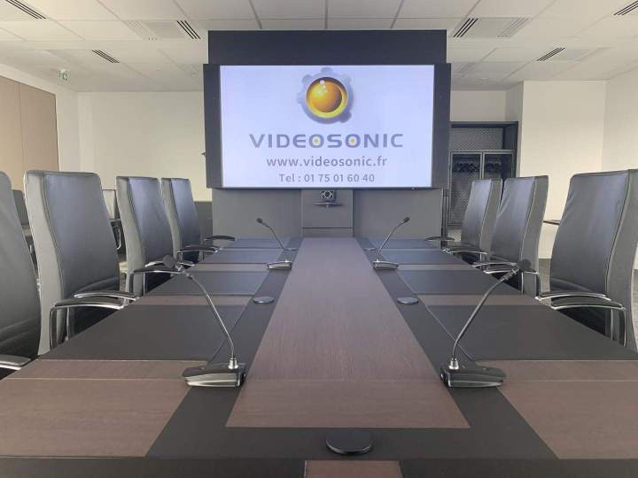 Solutions de visioconférence, Courbevoie